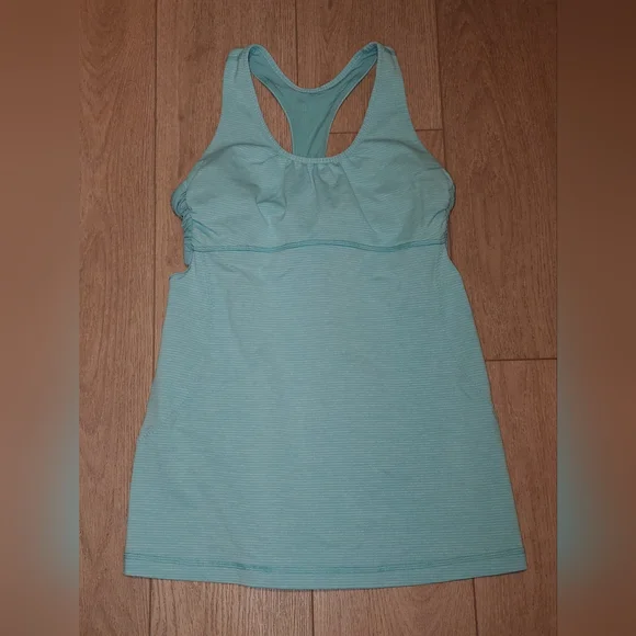 Lululemon Turbo Tank Size 8 - Picture 6 of 13